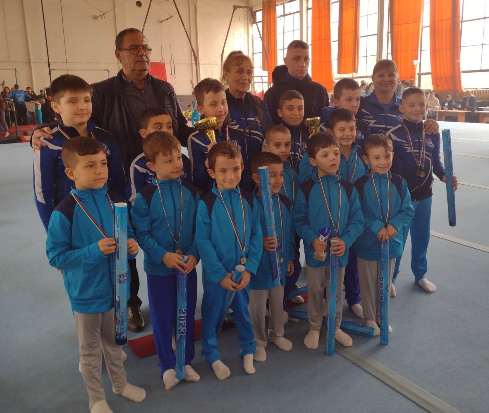 Спортен клуб по спортна гимнастика Светкавица